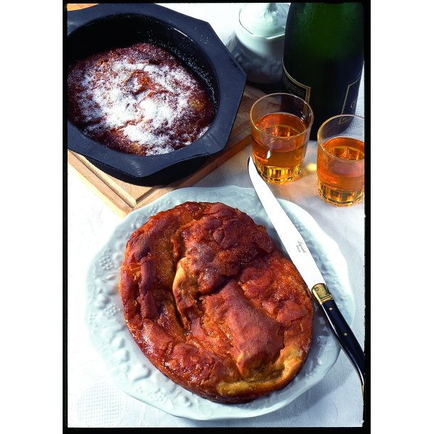 Fredstone Bagest bestr af: Fredstone  36 cm. &amp; Silpat Oval Silikoneform 